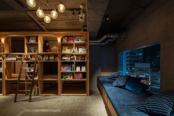 Những phòng ngủ tí hon trong tủ sách ở Nhật