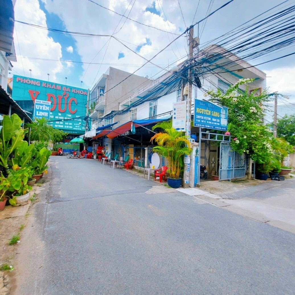 Mùa covid và euro bán nhà gần Y Đức thổ cư 100%

