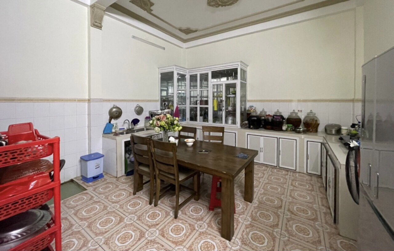 Cần Bán Nhà 1 Trệt 2 Lầu Đẹp, P. An Bình, Biên Hòa
Biên Hòa, Đông Nai