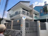 Bán căn nhà 3 mặt tiền 1 xẹc Nguyễn Văn Hoa