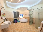 SIÊU PHÂM NHÀ PHỐ NGUYÊN HỒNG - ĐỐNG ĐA - HÀ NỘI. NHÀ CỰC ĐẸP CỰC HIẾM Đống Đa, Hà Nội