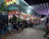 CHÍNH CHỦ BÁN GẤP NHÀ ĐANG KINH DOANH NHÀ HÀNG GẦN CẦU MÒNG GÀ
