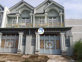 Sang gấp căn nhà 100m2 MT Hoàng Phan Thái, xã Bình Chánh, Bình Chánh. SHR 100% t