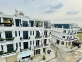 Nhà 4 tầng MTKD An Phú Đông 4x16m sổ riêng có thang máy gần ĐH Nguyễn Tất Thành.
