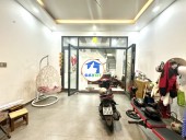 Bán nhà đường số 6, KDC Êm Đềm, Linh Xuân, Thủ Đức, TP HCM. DT 90 m2, 4 tầng.