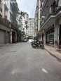 PHÂN LÔ TRUNG KÍNH - CẦU GIẤY 75M² - MT 5M - Ô TÔ TRÁNH - VỈA HÈ - KINH DOANH -