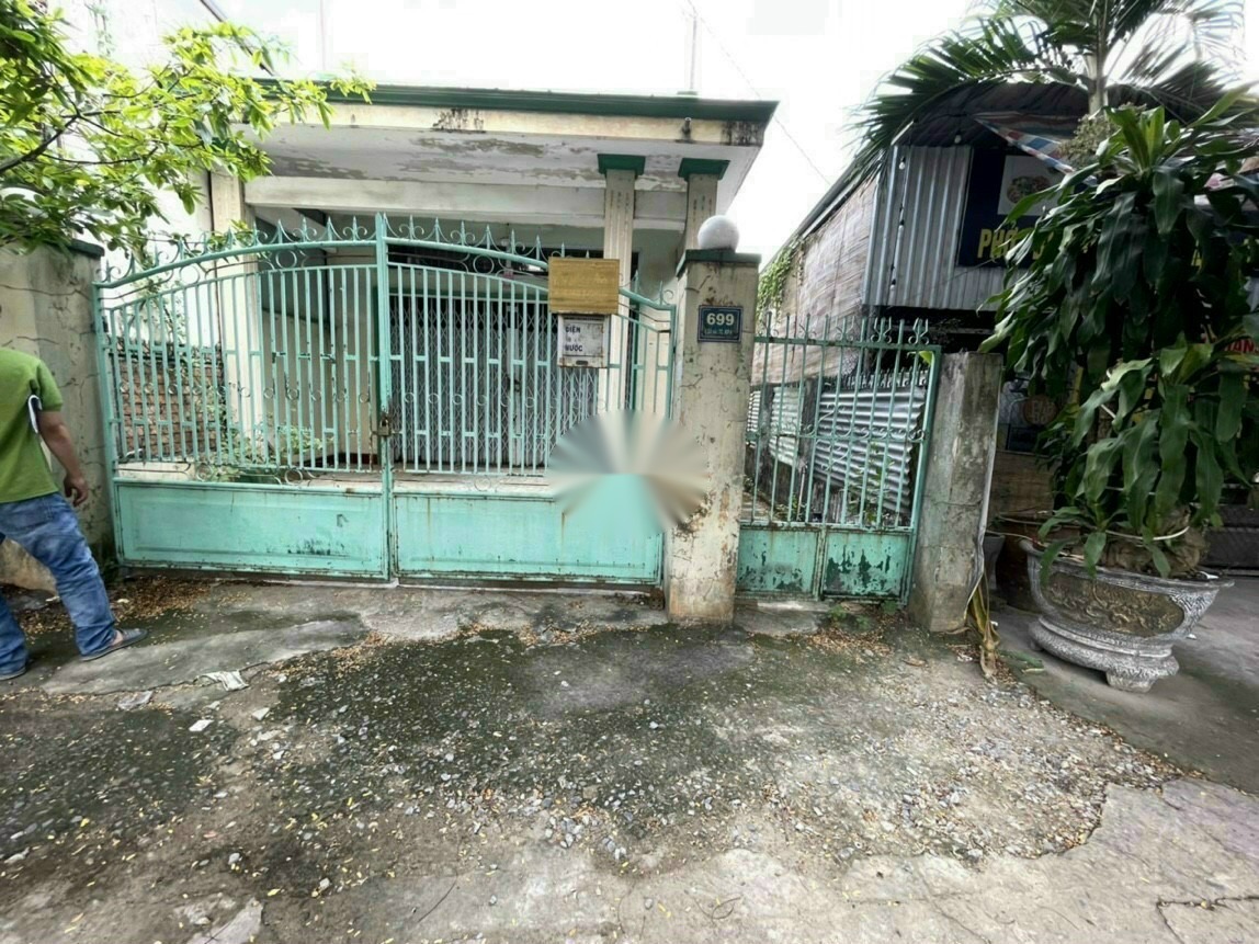 Bán căn nhà cấp 4 mặt tiền đường Huỳnh Văn Nghệ Bửu Long 
 - 4,595 tỷ - 120 m²