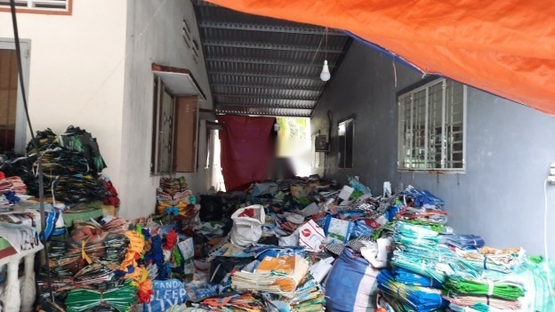 Dịch Bùng Phát Bán Lỗ Đất Và Nhà Tại Ấp Chợ Trung - Mỹ Tho - Tiền Giang - 2,4 Tỷ  - 630,9 m²
