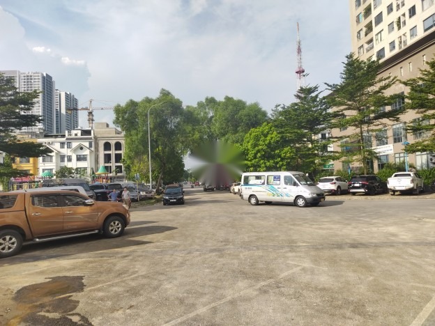 CHÍNH CHỦ CÓ BÃI ĐẤT DỊCH VỤ NGAY CHÂN CHUNG CƯ VOV TRUNG VĂN.GIÁ TỐT - 300 Triệu  - 1000 m²