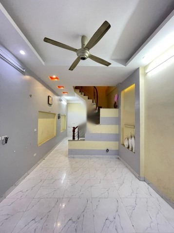 Nhỉnh 3 tỷ, Bán nhà TT Văn Điển, 40m, nhà đẹp 5 tầng ở tết 2023 - 3,2 Tỷ  - 40 m²