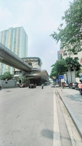 NHÀ MẶT NGÕ 6 TẦNG PHỐ KHƯƠNG ĐÌNH - THANH XUÂN - 5,6 Tỷ  - 36 m²