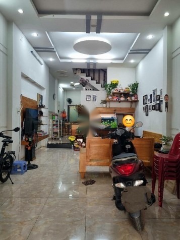 BÁN CHỈ 5TỶ 69M2, HẺM TRƯỚC  NHÀ 6M CÁCH MỘT CĂN RA MẶT TIỀN, NGAY CHỢ. - 5 Ngàn  - 69 m²