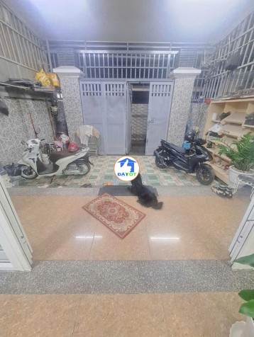 BánNhà 2 tầng ,hẻm 6m đường Thạnh lộc 15, phường Thạnh Lộc, Q12, DT 110m2