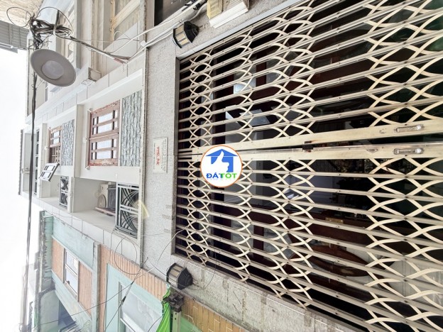 BÁN NHÀ-Q10- CAO THẮNG – HẺM LIÊN THÔNG ĐIỆN BIÊN PHỦ & 3/2 - 4TẦNG-4PN - SÂN
