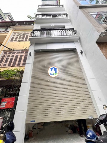 Hiếm có trong tầm giá nhỉnh 21 tỷ tại Hào Nam Đống Đa phân lô oto KD 52m x7t