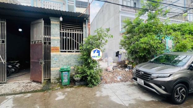 1 lô thơm phức, kín bưng - 5x22m - 4.55 Tỷ - sau lưng trường Nguyễn Thái Bình &