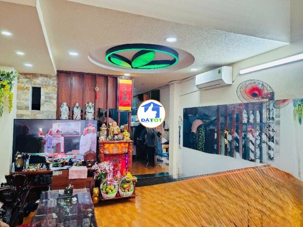 NHÀ ĐẸP QUẬN 11 – ÂU CƠ GIÁP Q10 – 5 TẦNG – GIÁ TỐT 9.8 TỶ