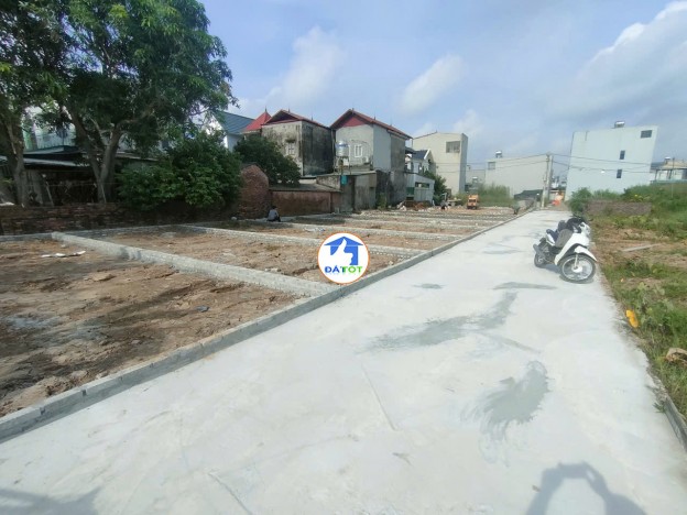Chính chủ b.án 08 lô đất DT50m2/lô, gi.á F0 tại tổ 9, thôn Ấp Tre, xã Quang Minh
