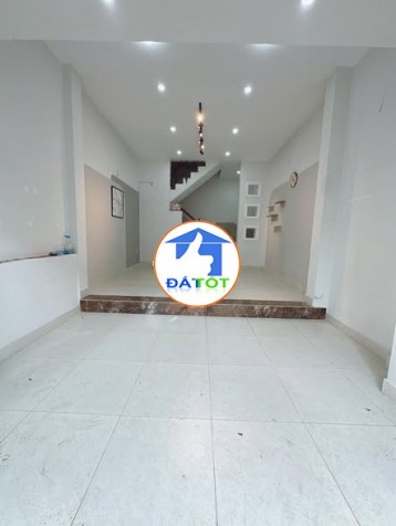 Nhà 4 tầng, đường Lý Thường Kiệt - Quận Tân Bình, 52,6m² (nở hậu 4m) – Giá 9,7