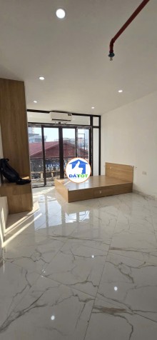 Cho Thuê Phòng đẹp Full đồ ban công Rẻ Giá 5tr6 Tại 82 Yên Lãng, Đống Đa