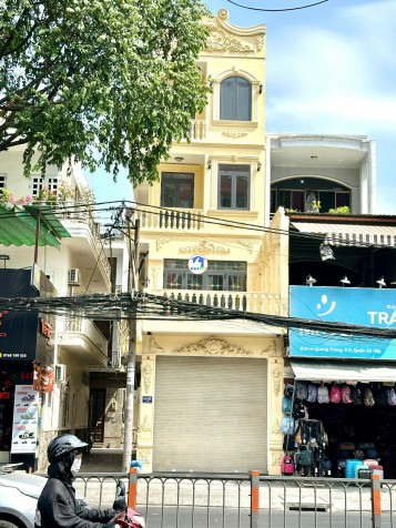 Cho thuê toà nhà mặt tiền Quang Trung, Phường 11 – vị trí kinh doanh sầm uất Gò
