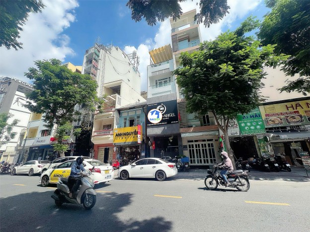 CHÍNH CHỦ BÁN NHÀ MẶT TIỀN ĐƯỜNG TRỊNH VĂN CẤN, P.CẦU ÔNG LÃNH, QUẬN 1 - KHU
