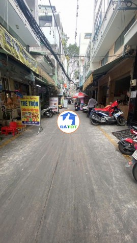 Nhà 3 Tầng - TÂN HÒA ĐÔNG - HXH - Chỉ 8 Tỷ - 8 Tổng diện tích - 50 m²