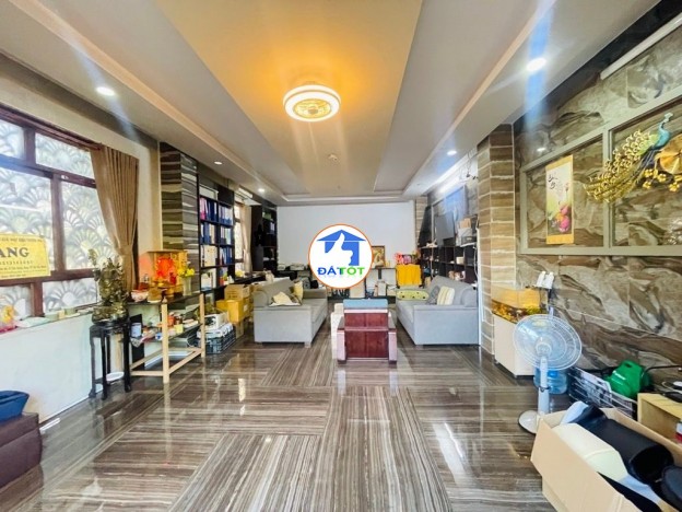[SIÊU VỊ TRÍ KIM CƯƠNG] MẶT TIỀN CỘNG HÒA TÂN BÌNH – 320m2 (8m x 40m)