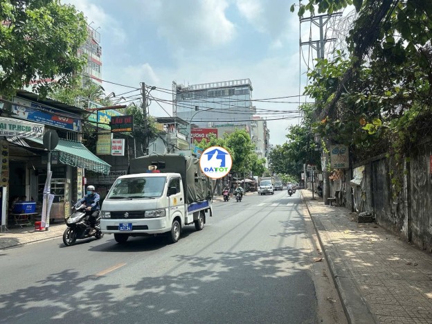 Bán nhà mặt phố Tân Sơn 80m2(4x20) 5 tầng KD đỉnh ngay sân Golf gần Metro nhỉnh