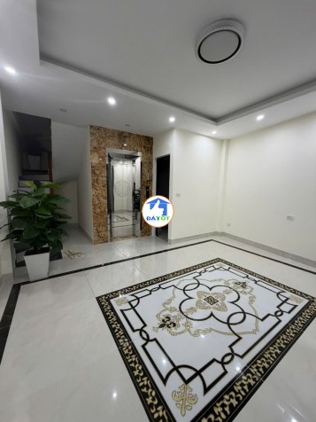 Bán nhà đẹp mới xây ở ngõ 252 Ngọc Thụy (Long Biên)