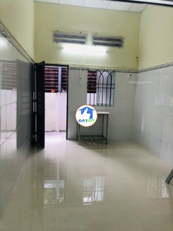 T2256  CHỦ NGỘP THỞ - GIẢM SỐC 400TR - SÁT EMART