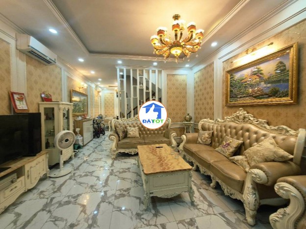bán nhà MẶT PHỐ  Bạch Mai lô góc 3 thoáng ô tô đỗ , 60m 4 ngủ chỉ nhỉnh 12 tỷ