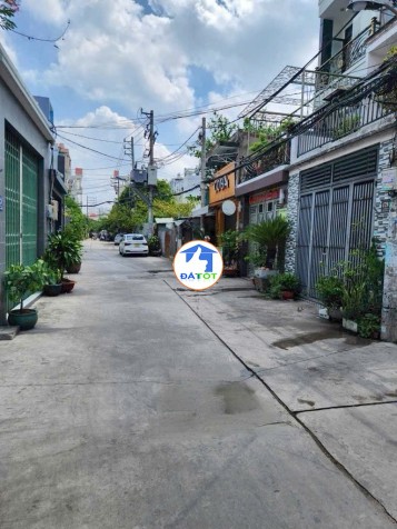NHÀ GIÁP TÂN PHÚ - HẺM XE HƠI NGAY NGÃ TƯ BỐN XÃ - HƯƠNG LỘ 2 -60M2  (5X12) - 3 - 6 Tổng diện tích - 60 m²