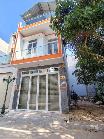 Bán Nhà NC Mặt Tiền Đường Dương Khê, Gần Góc Đường Giao Nhau Giữa Đường Nguyễn