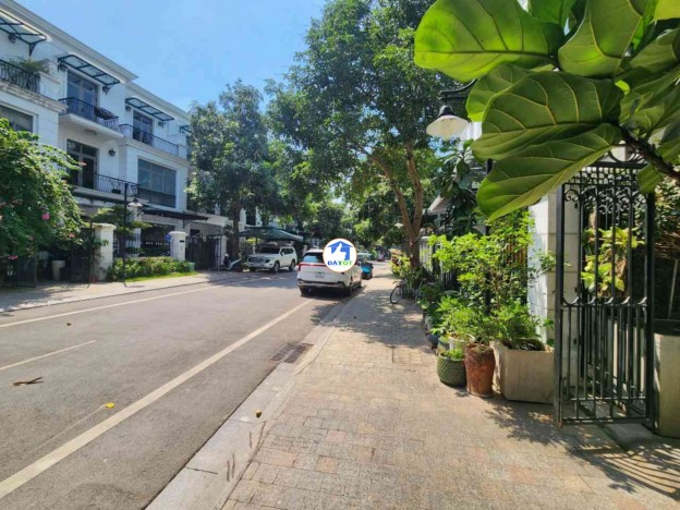 Nhà thật - Vinhome Riverside 85m gần hồ điều hòa 37 tỷ - Long Biên Hà Nội