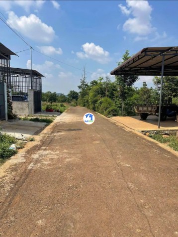 Diện tích siêu rộng lên tới 1218m2, đất ở thổ cư nằm ngay vị trí đắc địa, giao