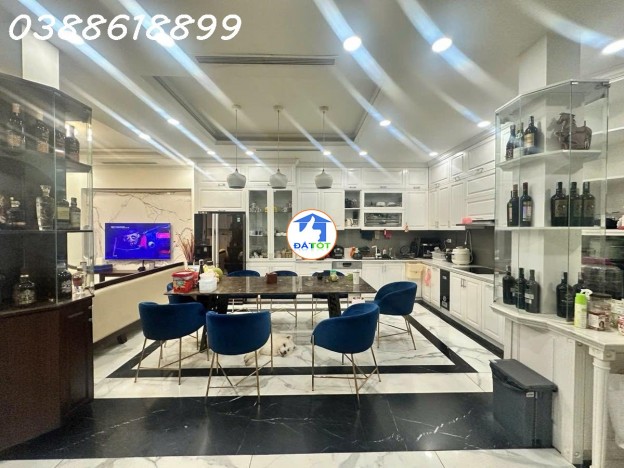 ????BIỆT THỰ TRÍCH SÀI - TÂY HỒ - Ô TÔ TRÁNH - MT 10M - KINH DOANH VÀ Ở THƯỢNG LƯU