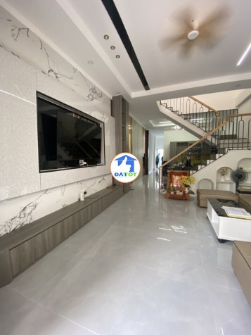 Bán nhà ĐẸP 2 Tầng Lầu tại Kp4,P.Trảng Dài,SHR đường 2 ô tô thông thoáng,giá rẻ