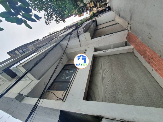 Hiếm Tây Mỗ 14 tỷ 81m mặt tiền 5m ô tô đỗ cửa,sổ đỏ
