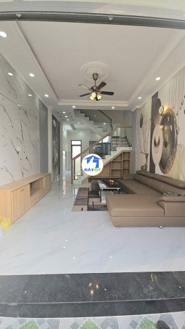 Bán nhà 4 tầng đường Nguyễn Duy Trinh, Long Trường, Q9, Thủ Đức, TP HCM. DT