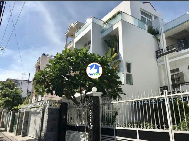Bán Nhà kiểu Biệt thự mini TTTP NHA TRANG
- Diện tích : 127m2 (dt công nhận