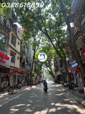 ???? MẶT PHỐ TRẦN QUỐC HOÀN - ĐOẠN ĐẸP NHẤT PHỐ - KINH DOANH SẦM UẤT - 2 MẶT - 33 Tổng diện tích - 60 m²
