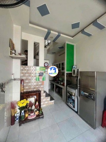 Nhà 4 tầng, Đường Chiến Lược, Bình Tân 3.5x8m, chỉ 2.59 tỷ, ở ngay - 2590000 Tổng diện tích - 28 m²