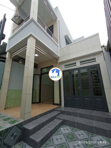 Bán nhà đường Số 9, Trường Thọ, Thủ Đức, TP HCM. DT 100m2 (5x20), 2 tầng, 3PN,