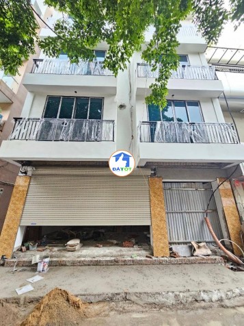 Thạch Bàn Long Biên 11 tỷ 55m Ngõ Thông Ô tô,sổ đỏ - 11000000 Tổng diện tích - 55 m²