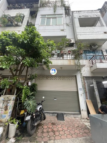 Ngọc thụy cạnh công viên Long Biên 10 tỷ 50m ô tô vỉa hè cạnh nhà,Sổ đỏ đầy đủ - 10000000 Tổng diện tích - 50 m²