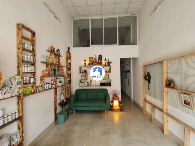 [T2477*] Nhà Tân Bình sát chợ Tân Trụ, vuông vắn giá 4.x tỷ