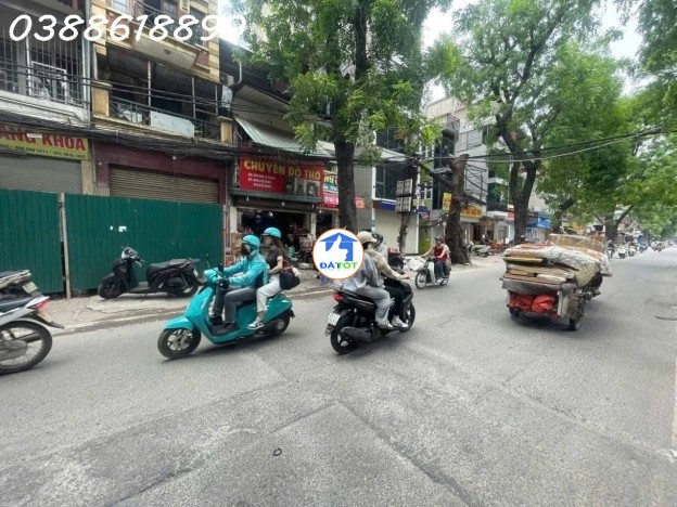 MẶT PHỐ ĐÊ LA THÀNH – BA ĐÌNH – 100M² – MẶT TIỀN 8M – DÒNG TIỀN 80 TRIỆU/THÁNG - 77000000 Tổng diện tích - 100 m²
