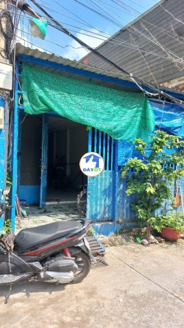 BÁN NHÀ CẤP 4 GIÁ CHỈ 1,3 TỶ – HẺM XE TẢI – GẦN VÕ VĂN VÂN