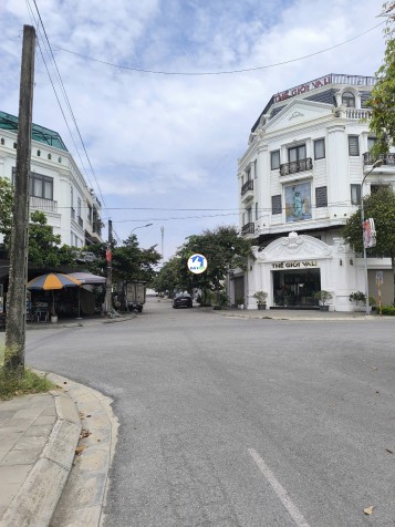 Chủ cần bán toà nhà 187.5m2 - Khu B KĐT Nguyên Khê - Đông Anh - Hà Nội. Giá - 19700000 Tổng diện tích - 188 m²